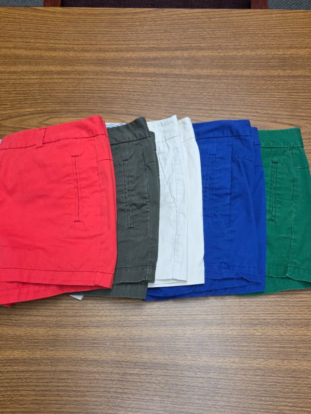 Lot of 5 Women's Shorts – Size 10 - Picture 2 of 11